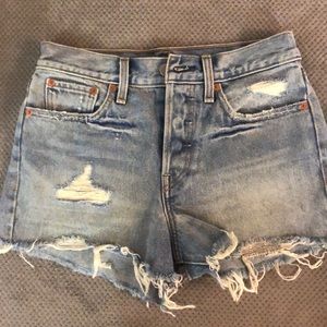 Levi Jean Shorts